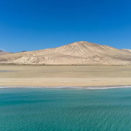 Home2book Sunny Apt, Terrace & Pool Apartament *