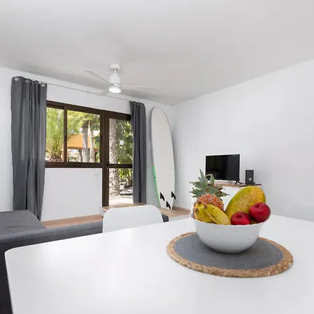 Home2book Sunny Apt, Terrace & Pool